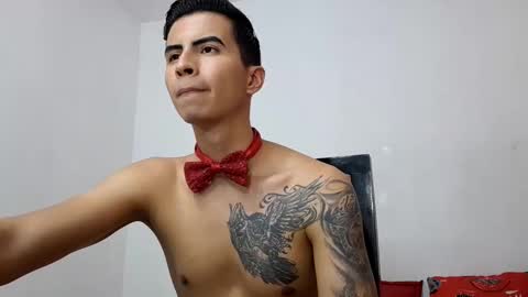 Snapshot of velk_hot1 chatting on 03/11/25, 09:15 velk_hot1 online show from 03/11/25, 09:15