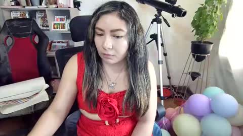 Snapshot of vellarossa chatting on 10/22/25, 03:01 Im VelaI will be Christmas and New Year with my family December 22 to January 13 I will miss you guys. online show from 10/22/25, 03:01