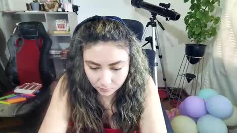 Snapshot of vellarossa chatting on 10/27/25, 06:56 Im VelaI will be Christmas and New Year with my family December 22 to January 13 I will miss you guys. online show from 10/27/25, 06:56