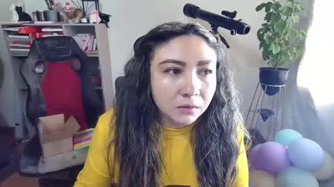 Snapshot of vellarossa chatting on 10/30/25, 07:58 Im VelaI will be Christmas and New Year with my family December 22 to January 13 I will miss you guys. online show from 10/30/25, 07:58