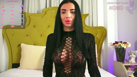 Snapshot of velmaevans chatting on 09/19/25, 10:10 Velma online show from 09/19/25, 10:10