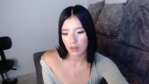 Snapshot of velvet_28_ chatting on 09/23/25, 08:45 velvet_28_ online show from 09/23/25, 08:45
