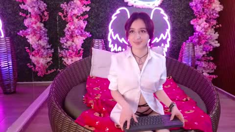 Velvet c4k3 online show from 11/10/25, 01:43