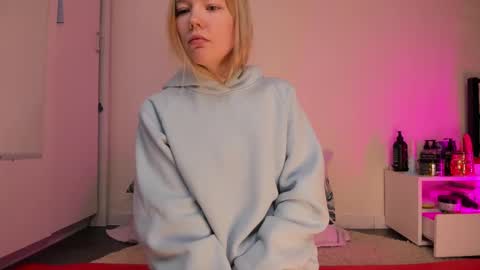 Snapshot of velvetanna1 chatting on 02/14/25, 03:26 Hey there Im Anna online show from 02/14/25, 03:26