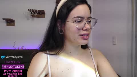  Crystal         PVT OPEN online show from 10/08/25, 07:39