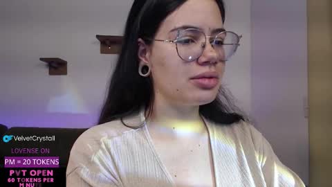  Crystal         PVT OPEN online show from 11/08/25, 04:12