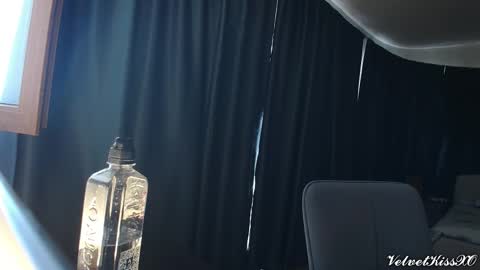 Snapshot of velvetkissxo chatting on 09/21/25, 06:15 VelvetKissXO online show from 09/21/25, 06:15