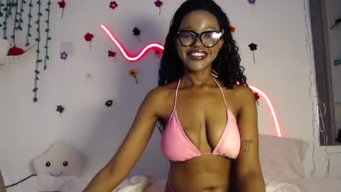 COCO XOXO online show from 09/11/25, 08:14