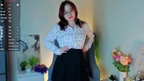 Snapshot of venastonks chatting on 10/08/25, 02:04 janet online show from 10/08/25, 02:04