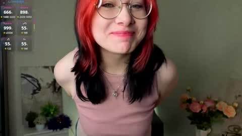 Snapshot of venastonks chatting on 10/31/25, 05:03 janet online show from 10/31/25, 05:03