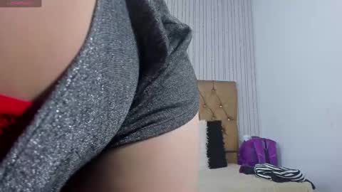 Snapshot of veneno_hot chatting on 03/08/25, 03:56 veneno hot online show from 03/08/25, 03:56