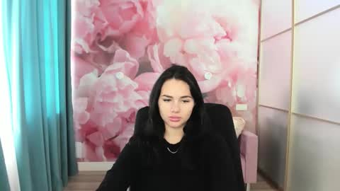 Snapshot of venillarose chatting on 09/18/25, 06:26 venillarose online show from 09/18/25, 06:26