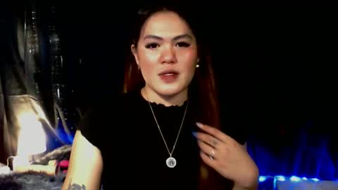 Snapshot of venus_colly chatting on 10/12/25, 01:15 I am Colly Your mystery girl online show from 10/12/25, 01:15