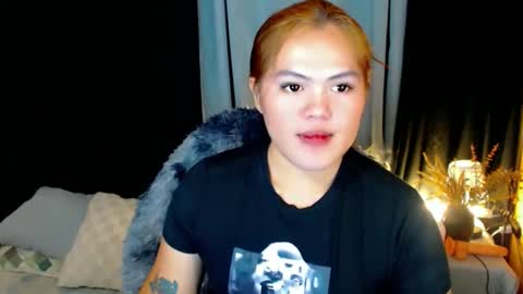 Snapshot of venus_colly chatting on 11/19/25, 01:38 I am Colly Your mystery girl online show from 11/19/25, 01:38