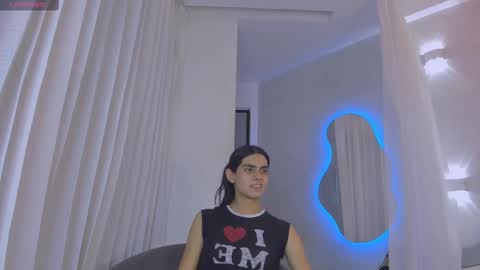 Snapshot of venus_flame chatting on 03/05/25, 11:38 VENUS online show from 03/05/25, 11:38