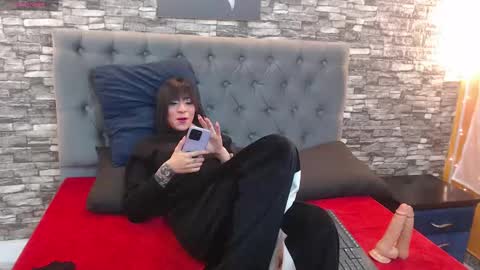 Medussa online show from 03/11/25, 11:59