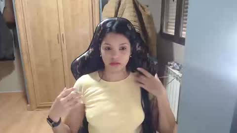 Snapshot of venus_sensual69 chatting on 02/22/25, 09:23 Venus independent model online show from 02/22/25, 09:23