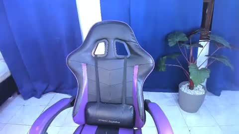 venus_velvet online show from 10/08/25, 04:04