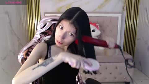 Verana  online show from 11/25/25, 08:09