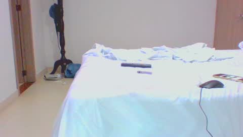Snapshot of vergagolosa22 chatting on 03/04/25, 07:30 vergagolosa22 online show from 03/04/25, 07:30