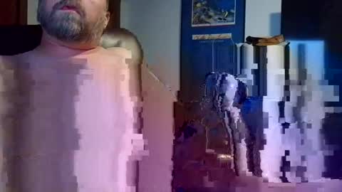 vermontguy76 online show from 12/17/24, 04:23