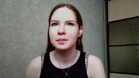 Snapshot of vernettaorlikowski chatting on 10/18/25, 08:37 Vetta online show from 10/18/25, 08:37
