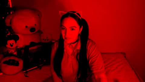 Snapshot of vero_jhonson chatting on 01/09/25, 05:23  karolina online show from 01/09/25, 05:23