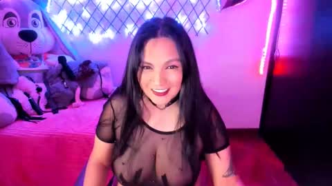 Snapshot of vero_jhonson chatting on 02/28/25, 03:48  karolina online show from 02/28/25, 03:48