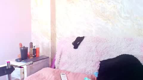 Vero online show from 10/15/25, 03:17