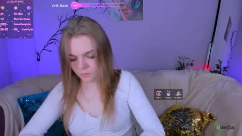 Snapshot of veronica_bubble chatting on 10/09/25, 11:25 Ronni online show from 10/09/25, 11:25