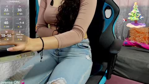 Veronica online show from 12/06/24, 12:16