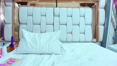 Veronica online show from 02/02/25, 03:28