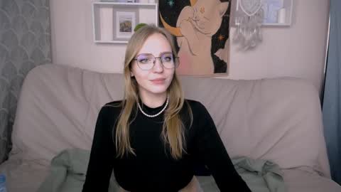Snapshot of veronicaandersen chatting on 02/08/25, 12:39 VERONICA online show from 02/08/25, 12:39