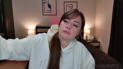 Snapshot of veronicafreman chatting on 09/19/25, 05:53 Veronica online show from 09/19/25, 05:53
