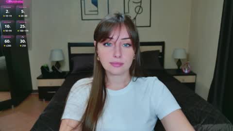 Snapshot of veronicafreman chatting on 09/25/25, 05:11 Veronica online show from 09/25/25, 05:11