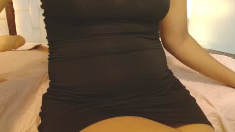 Snapshot of veronicarobles chatting on 12/30/24, 07:32 Veronica Robles online show from 12/30/24, 07:32