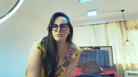 Snapshot of veroniicabbw chatting on 01/21/25, 02:59 veroniicabbw online show from 01/21/25, 02:59