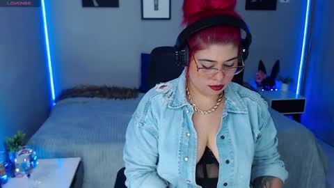 Snapshot of veronika_metalstar chatting on 12/03/24, 10:28 Miss Veronika online show from 12/03/24, 10:28