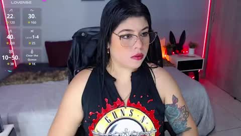 Snapshot of veronika_metalstar chatting on 02/10/25, 10:09 Miss Veronika online show from 02/10/25, 10:09