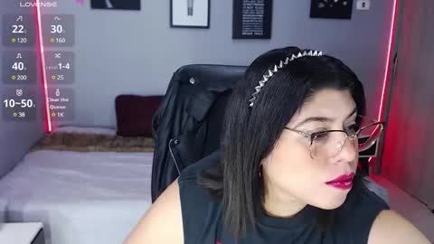 Snapshot of veronika_metalstar chatting on 03/05/25, 12:11 Miss Veronika online show from 03/05/25, 12:11
