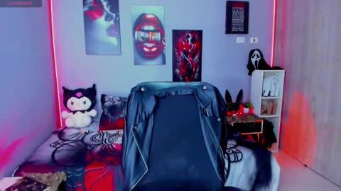 Miss Veronika online show from 11/13/25, 07:13