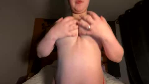 Snapshot of veronikanextdoor chatting on 11/26/25, 01:34 veronikanextdoor online show from 11/26/25, 01:34