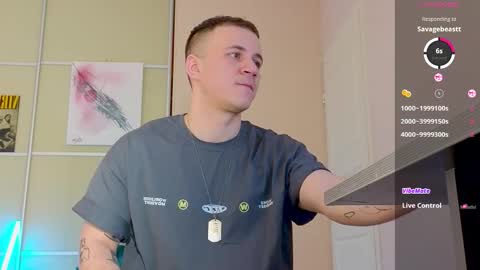 Snapshot of vers_gay chatting on 10/12/25, 11:20 Ethan online show from 10/12/25, 11:20