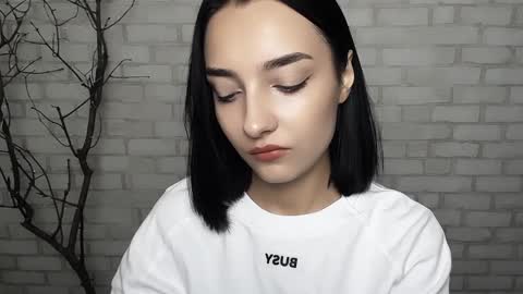 Snapshot of veryveryshygirl chatting on 12/03/24, 01:21 Ana online show from 12/03/24, 01:21