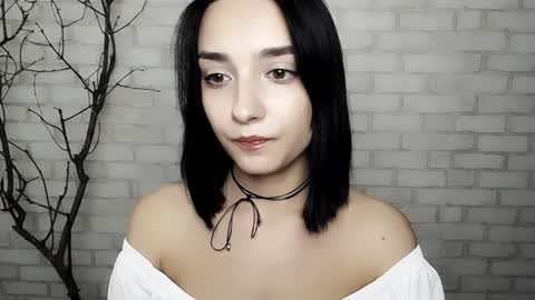 Snapshot of veryveryshygirl chatting on 12/14/24, 09:35 Ana online show from 12/14/24, 09:35