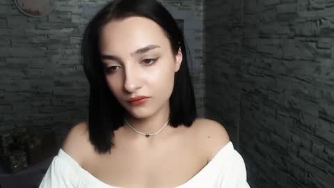 Snapshot of veryveryshygirl chatting on 01/07/25, 08:45 Ana online show from 01/07/25, 08:45
