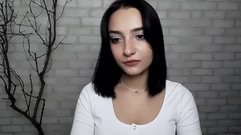 Snapshot of veryveryshygirl chatting on 01/13/25, 04:19 Ana online show from 01/13/25, 04:19