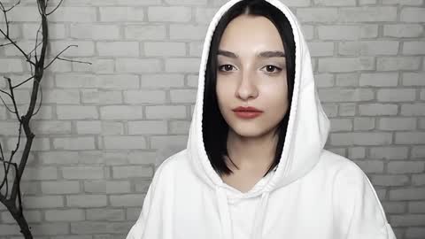 Snapshot of veryveryshygirl chatting on 02/06/25, 05:51 Ana online show from 02/06/25, 05:51