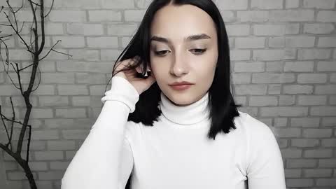 Snapshot of veryveryshygirl chatting on 02/18/25, 11:55 Ana online show from 02/18/25, 11:55