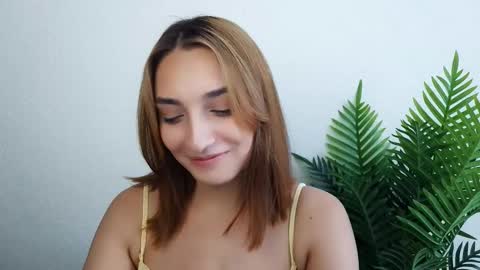 Snapshot of veryveryshygirl chatting on 09/09/25, 12:59 Ana online show from 09/09/25, 12:59